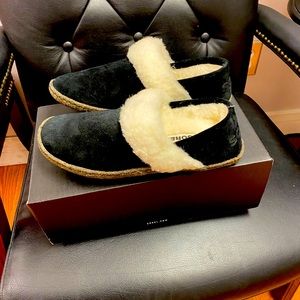 Sorel Slippers! New!